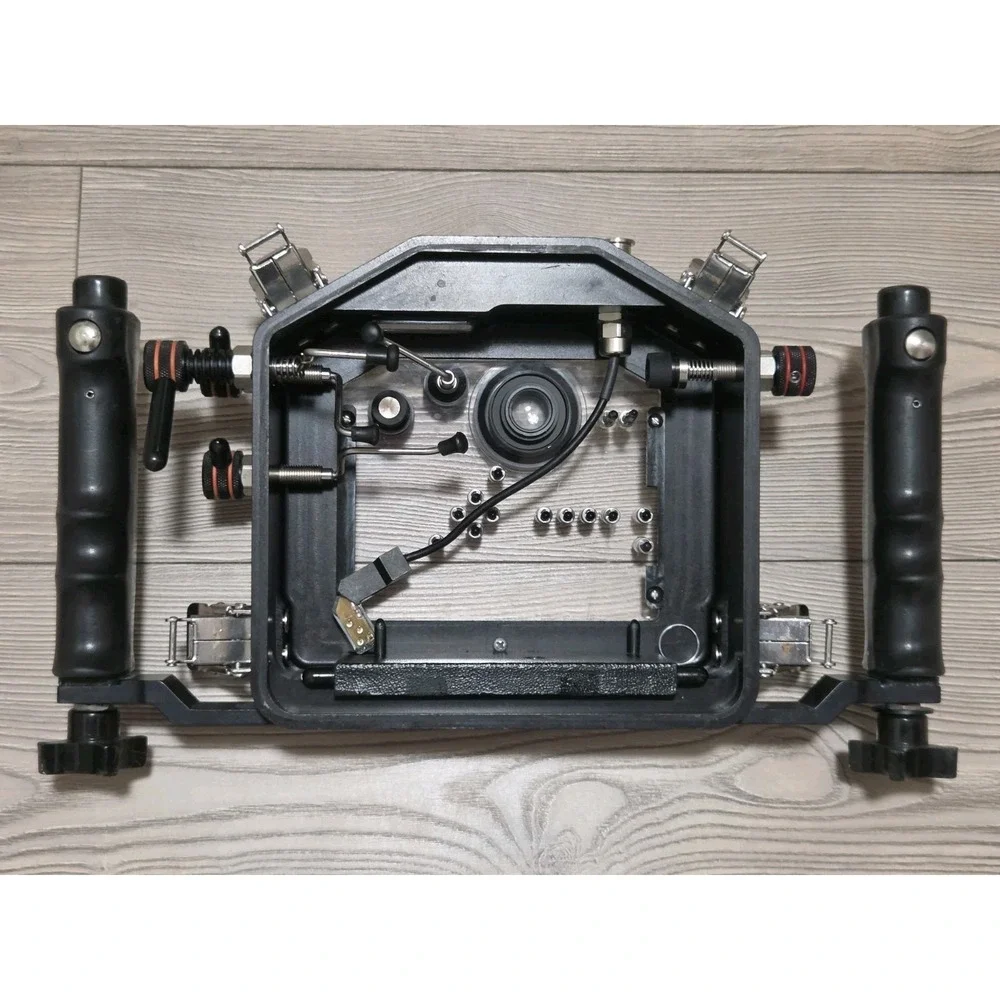 Ikelite Digital Underwater Camera Housing Canon Sony SLR? Large Very Heavy